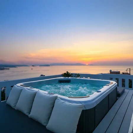 With Rooftop Hot Tub דירה חאניה
